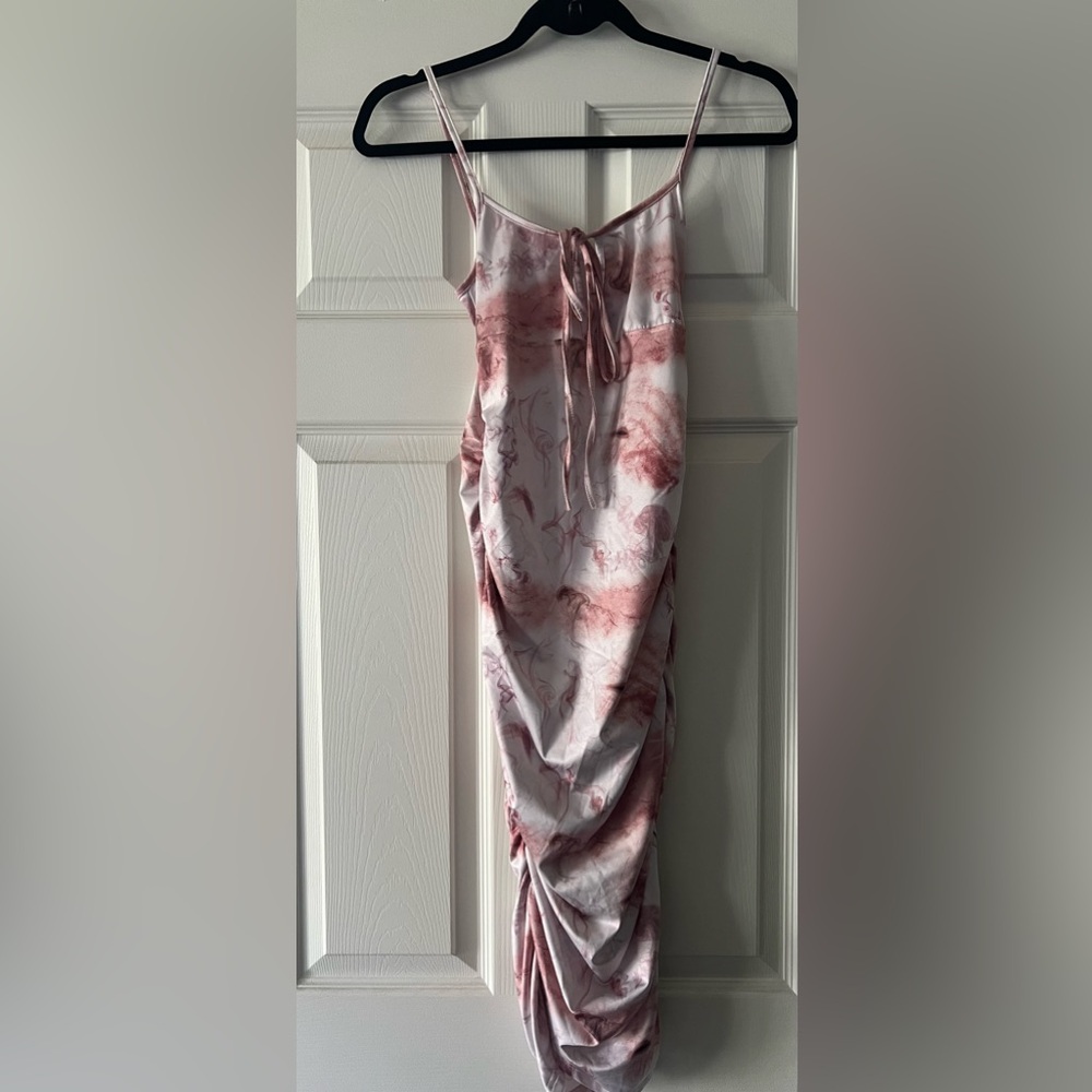 Women’s ruched midi dress